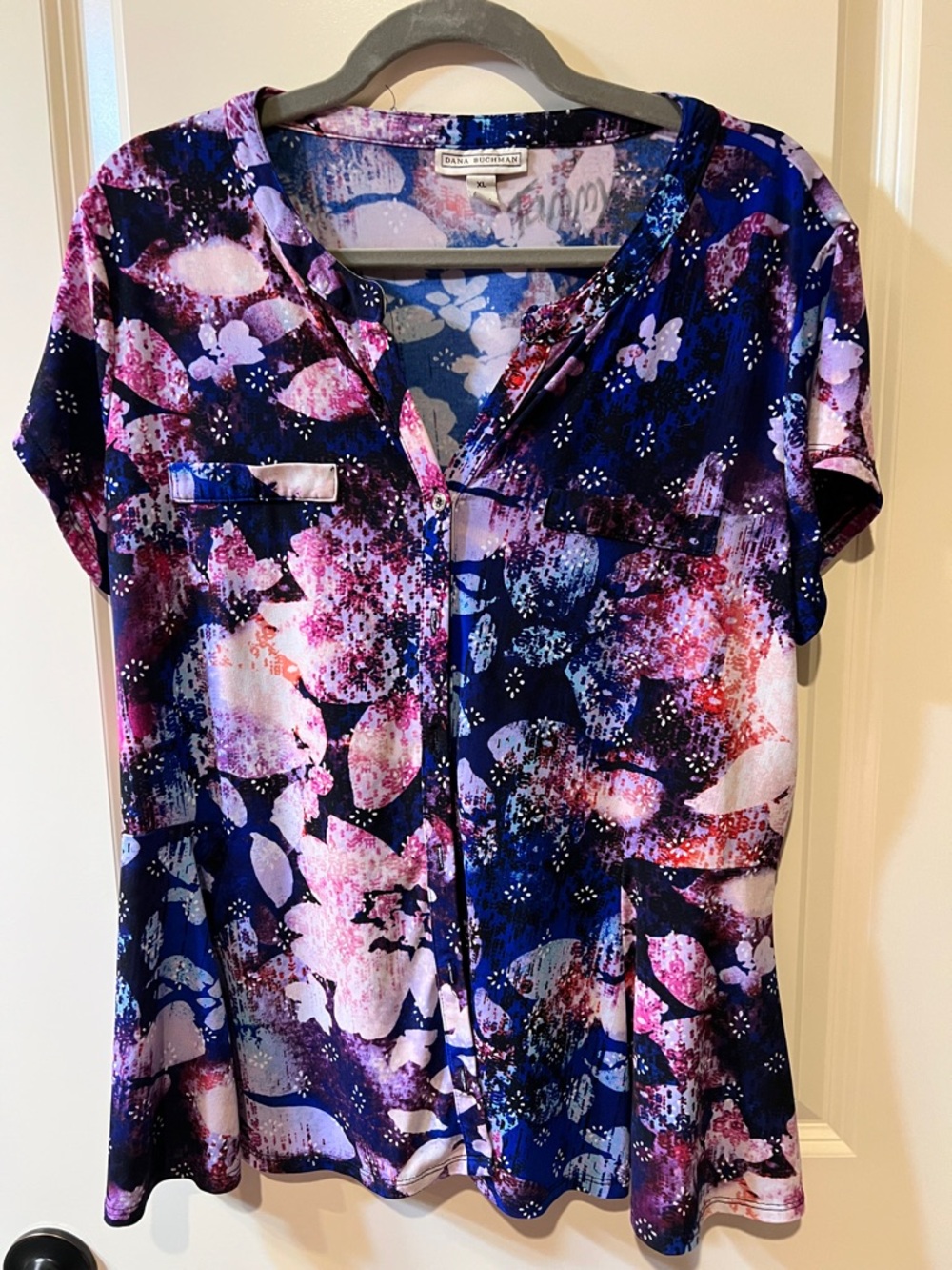 Dana Buchman Multi-Color Floral Short Sleeve Blouse H110